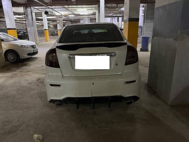 https://images10.gaadi.com/usedcar_image/4523995/original/processed_9491301f-be4b-403b-8030-60e42f50d92c.jpeg?imwidth=6401