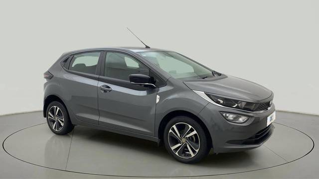 https://images10.gaadi.com/usedcar_image/4524037/original/ed851c7082b7bc58ed3a9a3db7b87cf2.jpg?imwidth=6400