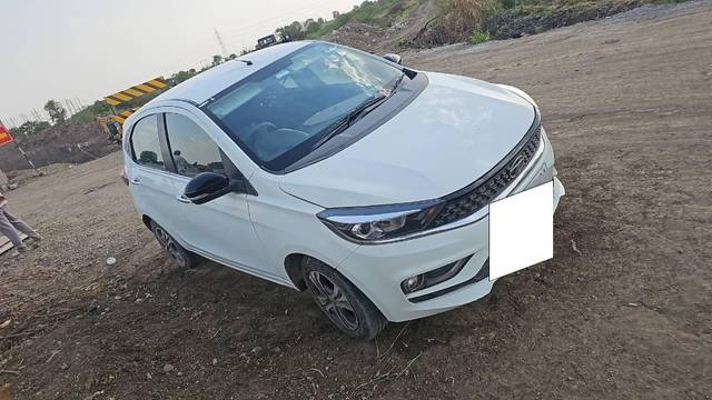 https://images10.gaadi.com/usedcar_image/4524041/original/processed_956e6f19-faf4-481c-a9c7-6b8e53b427f7.jpeg?imwidth=6400