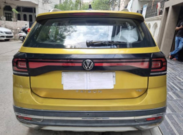 https://images10.gaadi.com/usedcar_image/4524053/original/fbb87e31-0c4d-4382-9490-316995ccb8e9.png?imwidth=6402