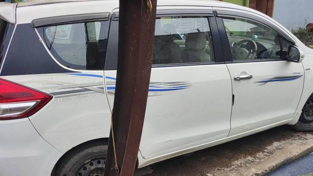 https://images10.gaadi.com/usedcar_image/4524078/original/processed_8fe2839f-4bbe-4598-9610-89a4aab79f71.jpg?imwidth=6402