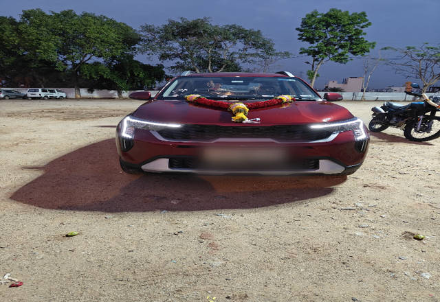https://images10.gaadi.com/usedcar_image/4524127/original/711c1a73-f10f-4b30-8753-b6ccd4d328b8.?imwidth=6400
