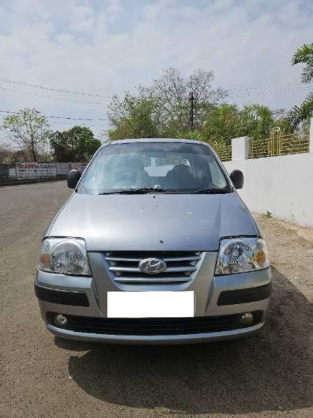 https://images10.gaadi.com/usedcar_image/4524148/original/processed_066b53dc-f757-430e-ba61-f50ac35c1780.jpg?imwidth=6400