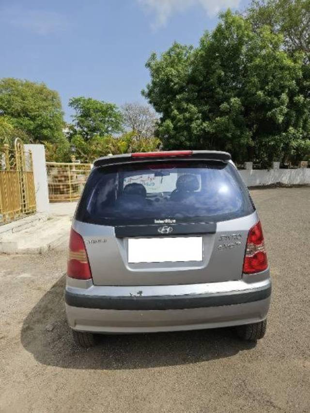 https://images10.gaadi.com/usedcar_image/4524148/original/processed_39c5a891-d2b0-44fa-a963-558f4e7f341d.jpg?imwidth=6402