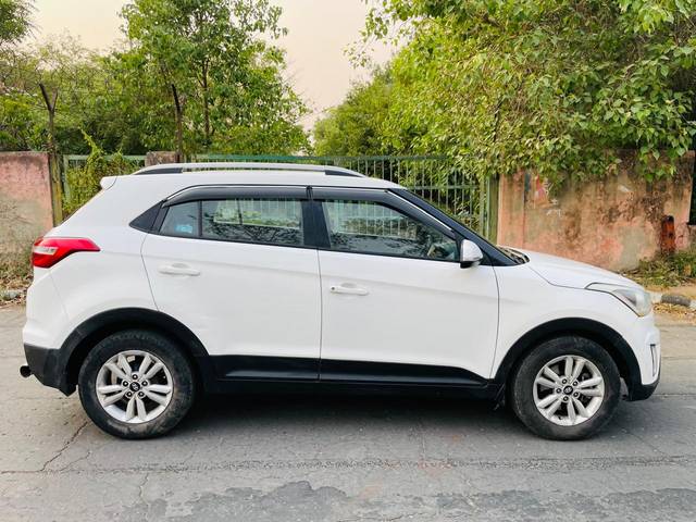 https://images10.gaadi.com/usedcar_image/4524160/original/d2d4f90bca116b279998446082e996cd.jpg?imwidth=6401