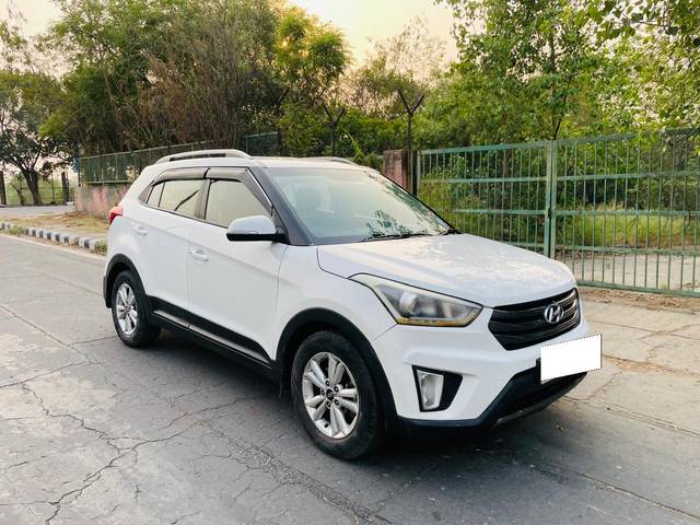 https://images10.gaadi.com/usedcar_image/4524160/original/processed_f0b187f90d6040059db19848770e7abb.jpg?imwidth=6400