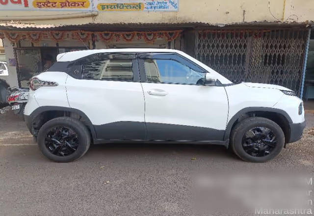 https://images10.gaadi.com/usedcar_image/4524185/original/11b3d9f3-6b5d-4c04-a041-ef83bd981396.?imwidth=6400
