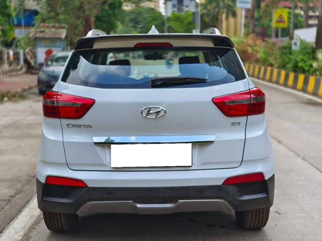 https://images10.gaadi.com/usedcar_image/4524198/original/processed_55816235bc2b7a1ea86cd1056767c4e5.jpg?imwidth=6402