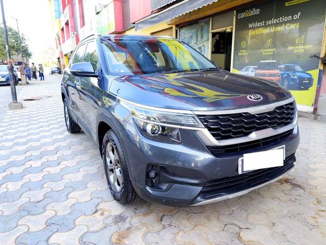 https://images10.gaadi.com/usedcar_image/4524219/original/processed_d4f2515b0e71227c9b1e3e23bbb1ec58.jpeg?imwidth=6400