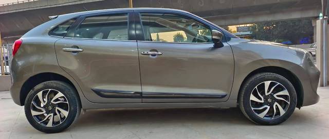 https://images10.gaadi.com/usedcar_image/4524223/original/processed_1231227f7657a5df122efb6b699bf8a9.jpeg?imwidth=6401