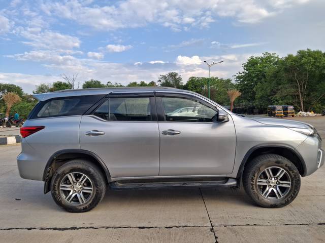 https://images10.gaadi.com/usedcar_image/4524225/original/817f1dee64fb973a6830e00b312fccb3.jpg?imwidth=6401