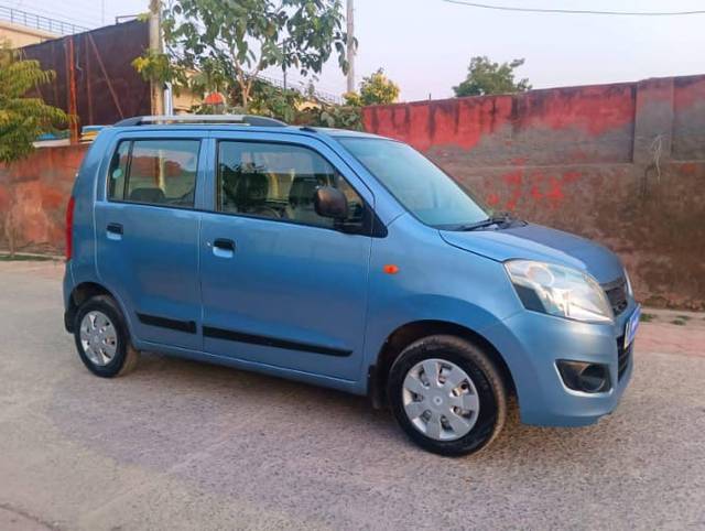 https://images10.gaadi.com/usedcar_image/4524237/original/5d7b5622fa87159158ba6206257c990d.jpg?imwidth=6400