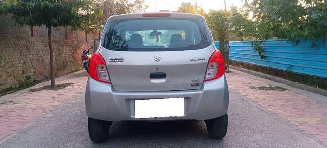 https://images10.gaadi.com/usedcar_image/4524240/original/processed_b6e93b94de703e4594b9c4a1c669fd4d.jpg?imwidth=6402