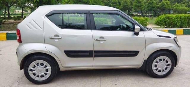 https://images10.gaadi.com/usedcar_image/4524243/original/e67488930fec16ae040286a7b5665dd3.jpg?imwidth=6401
