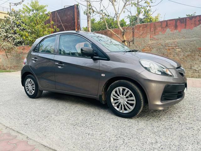 https://images10.gaadi.com/usedcar_image/4524245/original/994a425699a64593c2236d13b216f1f0.jpg?imwidth=6400