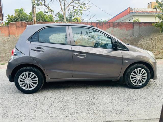 https://images10.gaadi.com/usedcar_image/4524245/original/processed_f5fb890e731b726c0d23ef524a54e644.jpg?imwidth=6401