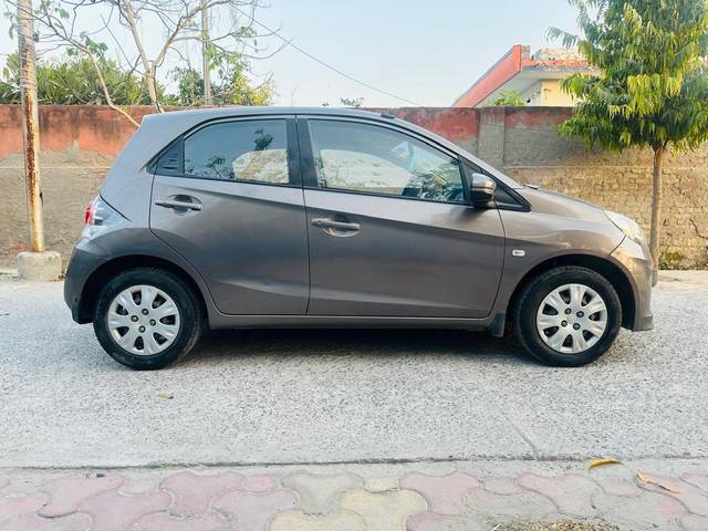https://images10.gaadi.com/usedcar_image/4524248/original/14f5874a5b2fd754d6e7a66b9d309dcc.jpg?imwidth=6401