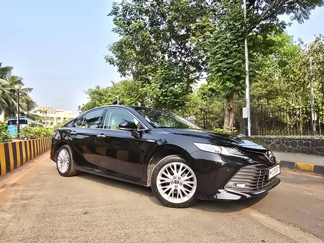 https://images10.gaadi.com/usedcar_image/4524254/original/f95da7273f821b7d5427503780ca8fd9.jpg?imwidth=6400