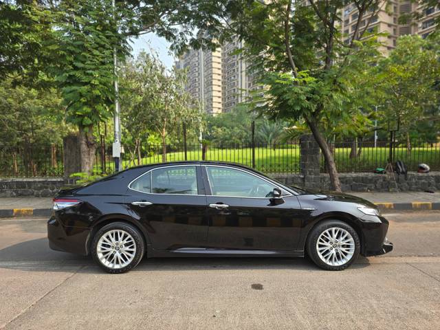 https://images10.gaadi.com/usedcar_image/4524254/original/processed_7d1e4f2c32271b04cfce99a9c95ab1d4.jpg?imwidth=6401
