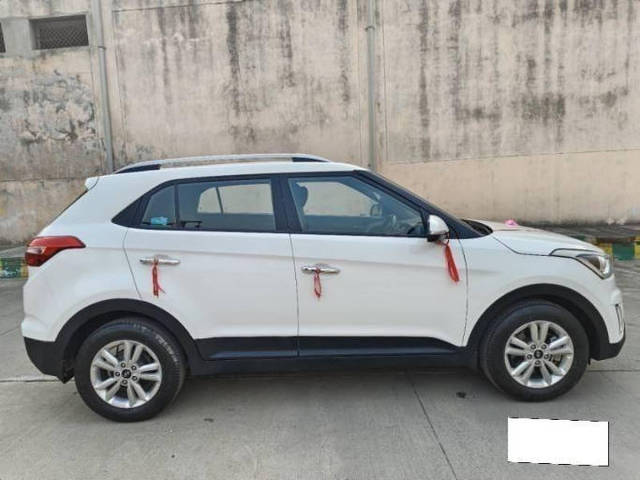 https://images10.gaadi.com/usedcar_image/4524262/original/ea8a3f8b4594d0399c07b02b0dd8eeac.png?imwidth=6401