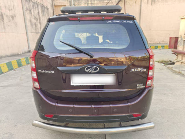 https://images10.gaadi.com/usedcar_image/4524277/original/processed_7c495908ddef48c02cf4e68f7e94bbc7.png?imwidth=6402