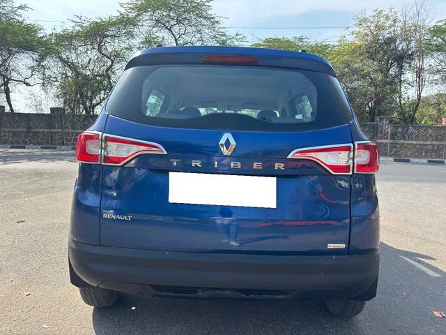 https://images10.gaadi.com/usedcar_image/4524287/original/processed_0472bde11df79ab683068f4e73703ed1.jpg?imwidth=6401