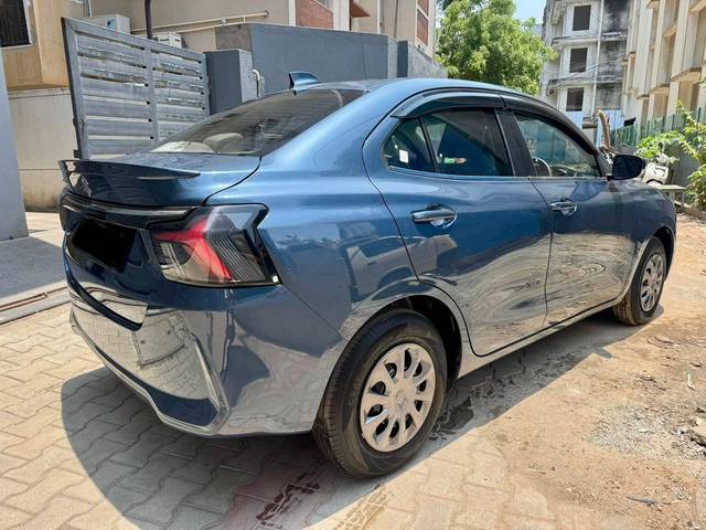 https://images10.gaadi.com/usedcar_image/4524327/original/processed_8066d76512e0f7931ebb83cad4836a64.jpg?imwidth=6401