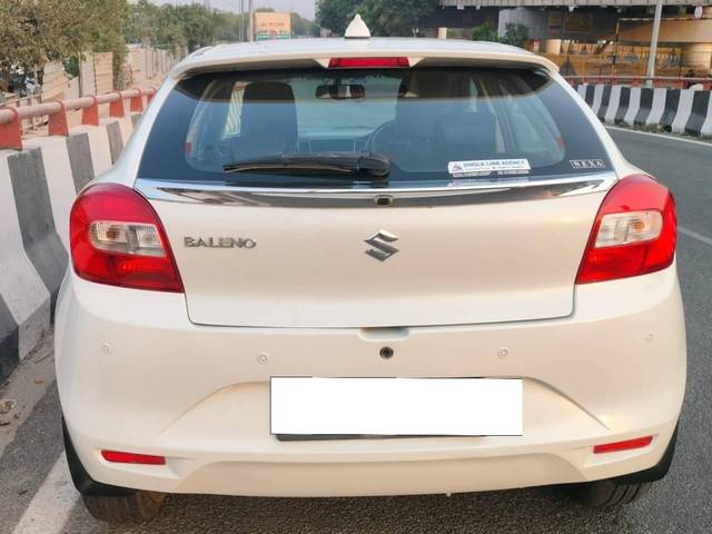https://images10.gaadi.com/usedcar_image/4524330/original/processed_7f666a71b3e784c39ac7bee889c6a829.jpg?imwidth=6402