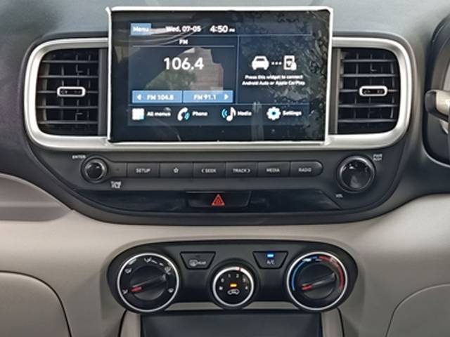 https://images10.gaadi.com/usedcar_image/4524357/original/6fbc8aa163d9baa94f9380de99df54dc.jpg?imwidth=6402
