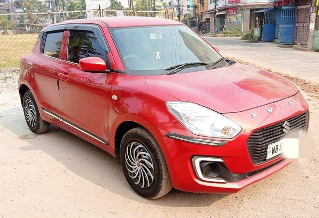 https://images10.gaadi.com/usedcar_image/4524360/original/processed_b9c5cc55d5140e3c8fa1bccc5b6db2d2.jpg?imwidth=6400
