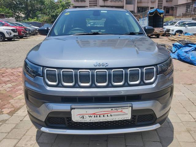 https://images10.gaadi.com/usedcar_image/4524361/original/processed_a50b24a39449400ffe86dccdbcf17888.jpeg?imwidth=6400