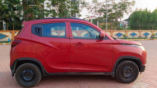 https://images10.gaadi.com/usedcar_image/4524362/original/processed_f503dbebbbab337359ca5c1b40916342.jpg?imwidth=6401