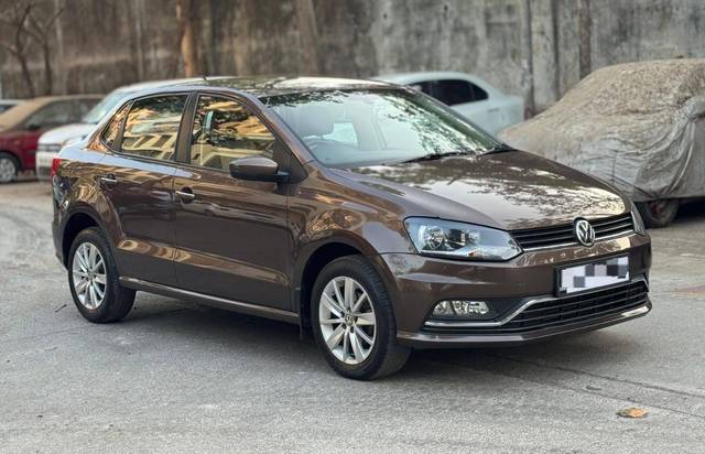 https://images10.gaadi.com/usedcar_image/4524364/original/processed_25558721012e8e7c3965cf7867579737.jpeg?imwidth=6400