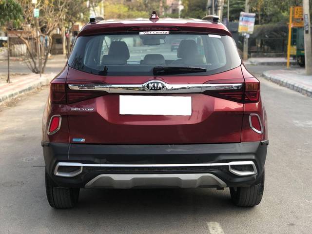 https://images10.gaadi.com/usedcar_image/4524365/original/processed_0269ec698521f77d337856249aeb300f.jpg?imwidth=6402