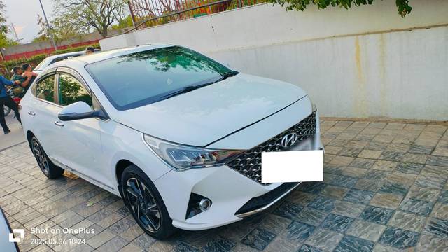 https://images10.gaadi.com/usedcar_image/4524370/original/processed_1d5a0d7301f04fa8344342e2efffe6b9.jpg?imwidth=6400