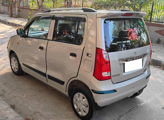 https://images10.gaadi.com/usedcar_image/4524383/original/processed_14a6f7df0ed318e5098de878414d977e.jpg?imwidth=6402