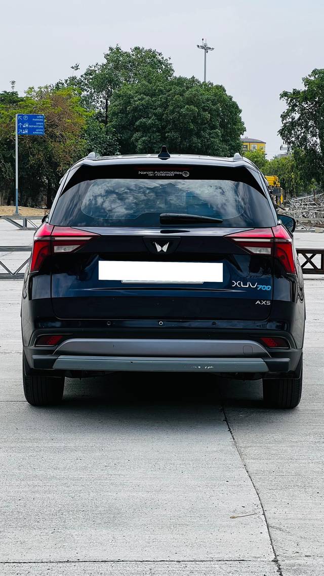 https://images10.gaadi.com/usedcar_image/4524414/original/processed_95e6f81e184286a190488b967f75bbb2.jpg?imwidth=6402