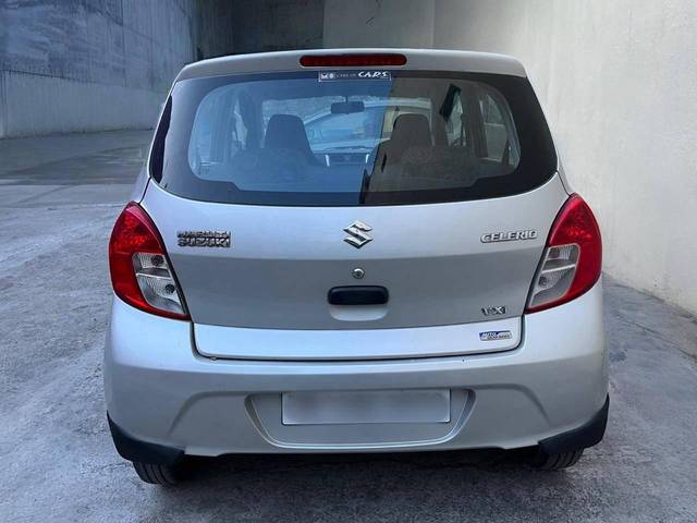 https://images10.gaadi.com/usedcar_image/4524440/original/processed_325951c4953c590cb92502576120627f.jpg?imwidth=6401