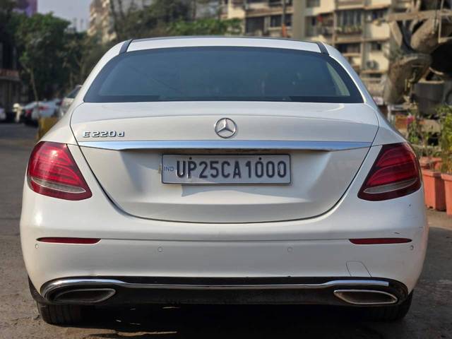 https://images10.gaadi.com/usedcar_image/4524448/original/processed_253e0db6040e7b131aa07416c2f78166.jpg?imwidth=6401