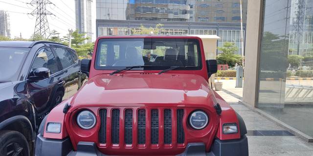 https://images10.gaadi.com/usedcar_image/4524462/original/f02f46f091e94e31ccb6803672246aba.jpg?imwidth=6402