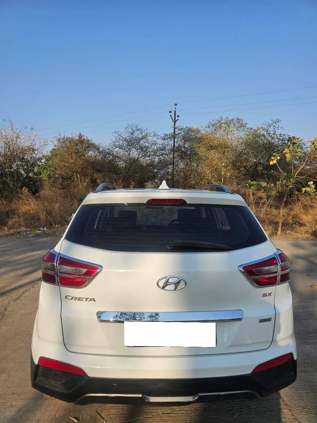 https://images10.gaadi.com/usedcar_image/4524470/original/processed_320c357d-b706-4b86-a6f0-28cab19d2739.jpg?imwidth=6402