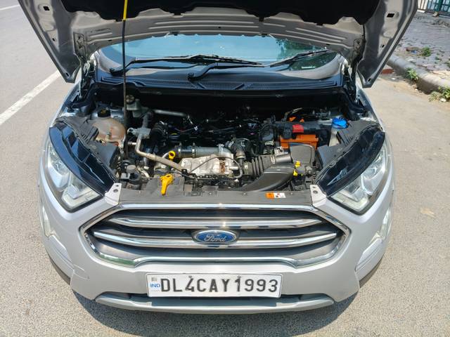 https://images10.gaadi.com/usedcar_image/4524474/original/7e481f64c097434a8d17fe91605e5ab4.jpg?imwidth=6402