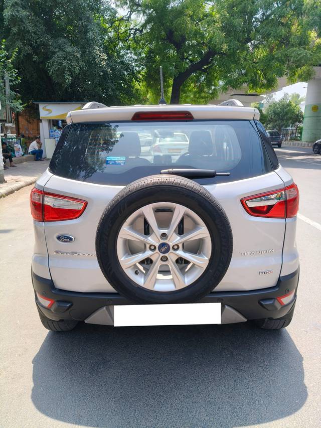 https://images10.gaadi.com/usedcar_image/4524474/original/processed_64d8e566c699a9979b01449429db5218.jpg?imwidth=6401