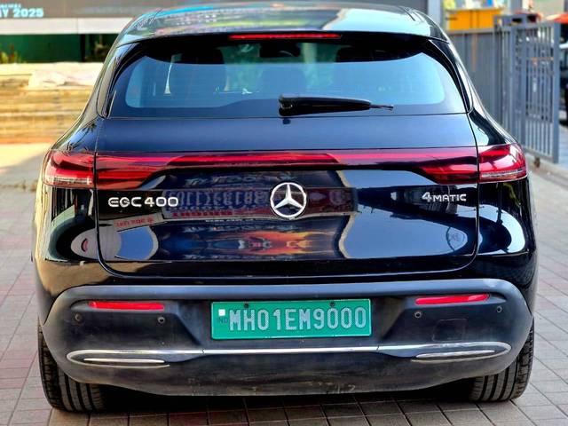 https://images10.gaadi.com/usedcar_image/4524517/original/processed_b12b7b21bf7147e4da81aff8aef410a8.jpg?imwidth=6402