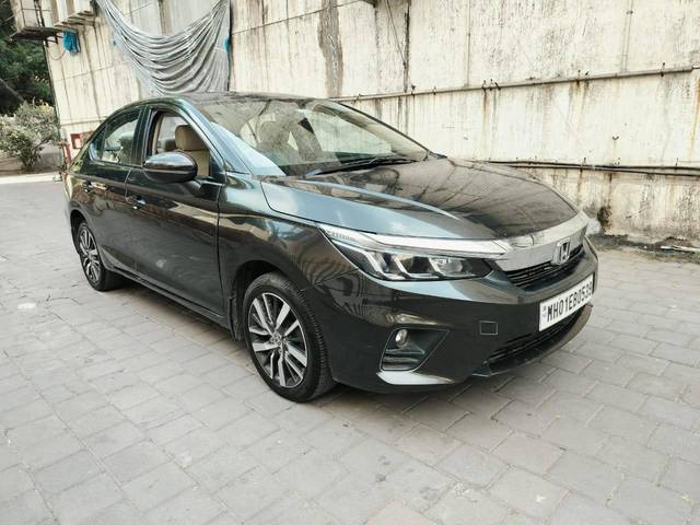 https://images10.gaadi.com/usedcar_image/4524543/original/processed_0510ec8b0a77410019980c63b92a5f50.jpg?imwidth=6400