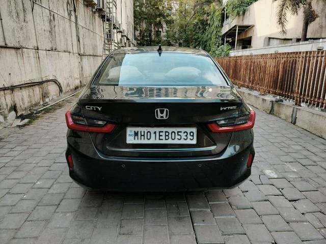 https://images10.gaadi.com/usedcar_image/4524543/original/processed_38a8fe7e32cc59f5690653f5b1464080.jpg?imwidth=6401