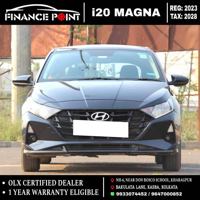 https://images10.gaadi.com/usedcar_image/4524546/original/processed_258e26c1-963c-478f-a106-55316314fe0c.jpg?imwidth=6400