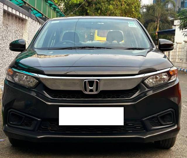 https://images10.gaadi.com/usedcar_image/4524549/original/processed_1a815bb6-d8f1-42c0-a3c4-eeed4be6bd50.jpg?imwidth=6400
