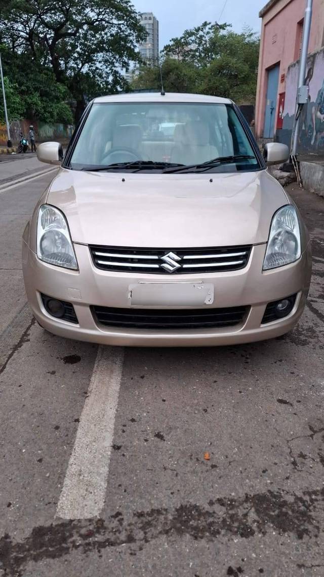 https://images10.gaadi.com/usedcar_image/4524556/original/processed_ccf5ca5f44f592ae48fd15f9d078d67e.jpg?imwidth=6400