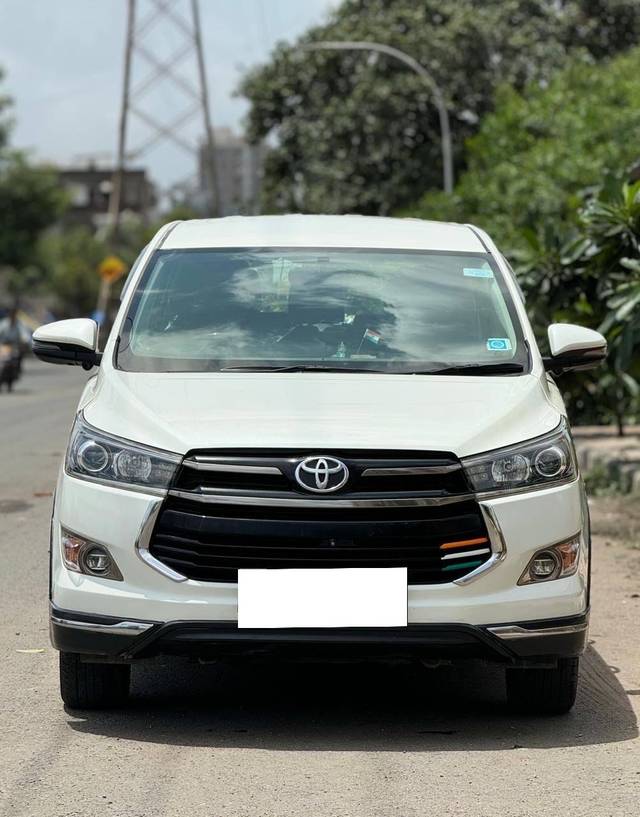 https://images10.gaadi.com/usedcar_image/4524559/original/processed_5a76a547-66b8-4f61-9381-6efa04d8266e.jpg?imwidth=6400